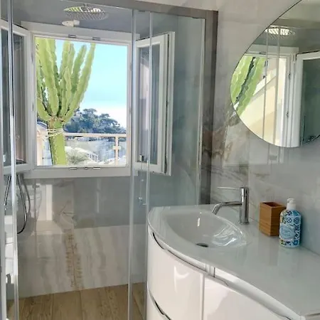 Attico Vista Mare Ad Apartment Alassio